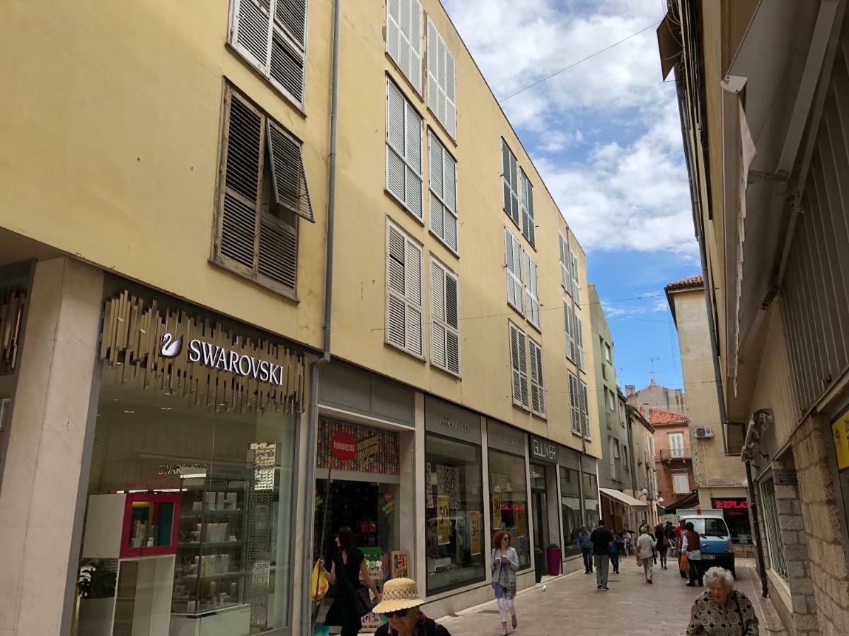 Zadar Center Residence ภายนอก รูปภาพ